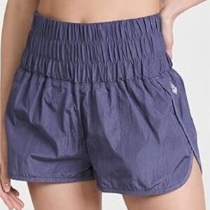 Free people way home Women's purple short size medium EUC